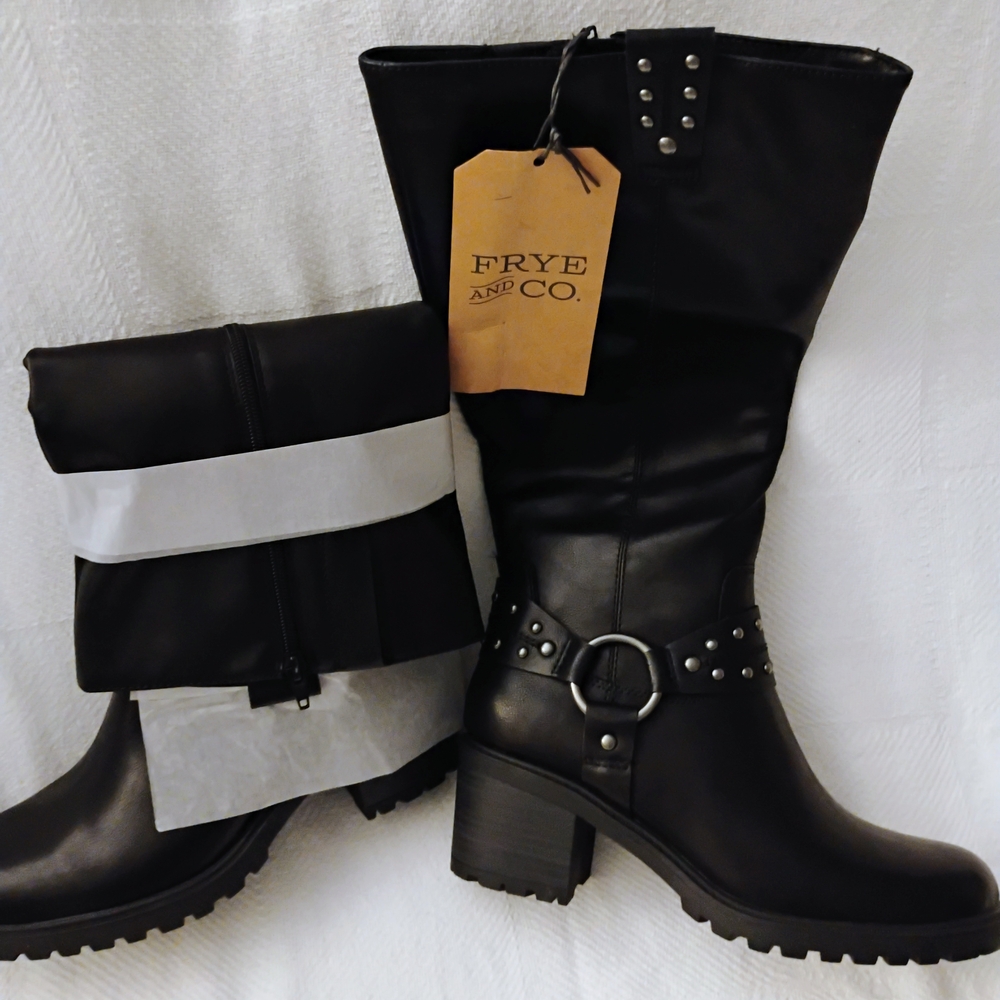 FRYE AND CO. Black Heeled Boots with Harness Detail